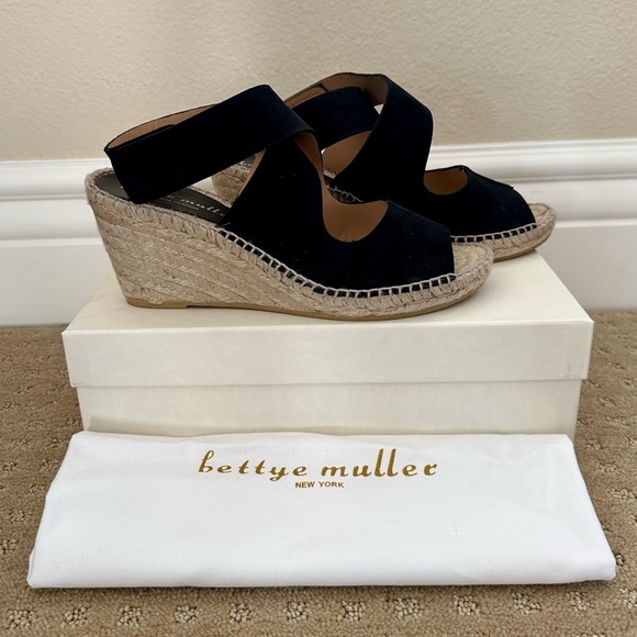 NEW IN BOX! Bettye Muller Mobile Black Suede Espadrille Sandal, Size 8 (Euro 38) - Picture 5 of 5